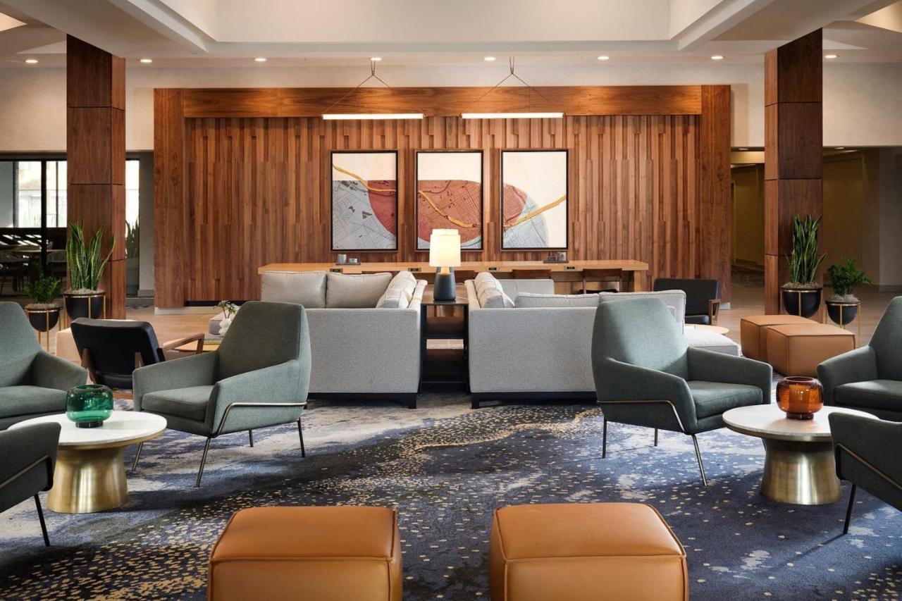 Sheraton Grand Rapids Airport Hotel Cascade Екстер'єр фото