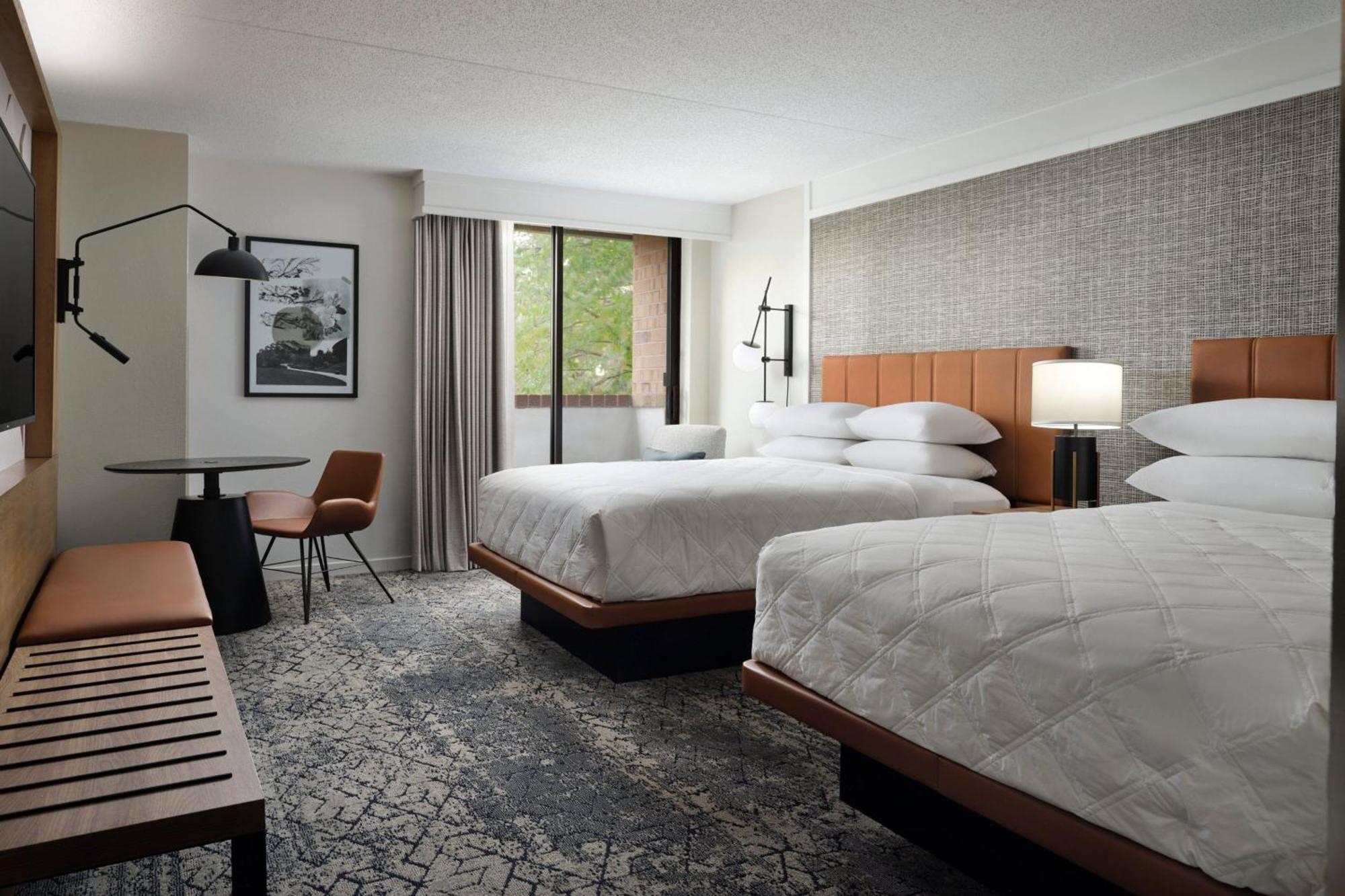 Sheraton Grand Rapids Airport Hotel Cascade Екстер'єр фото